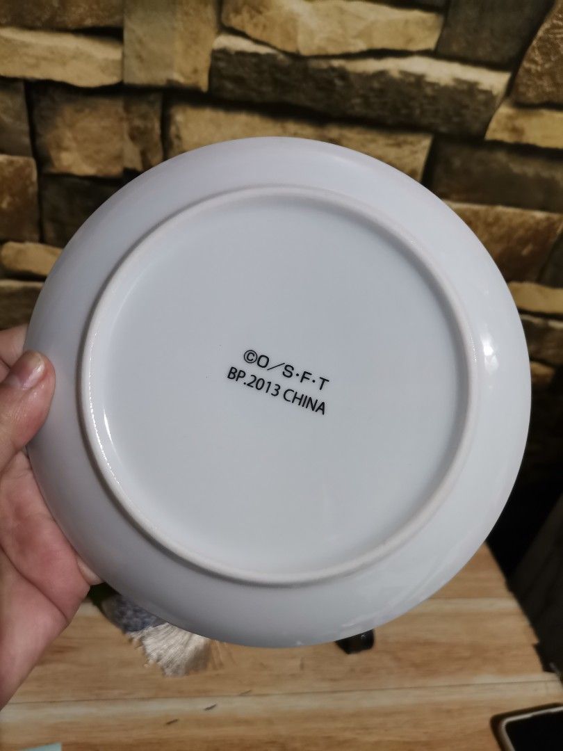 One Piece Tony Tony Chopper Small Ceramic Plate (Category: Dinnerware & Cutlery) located in Taguig. Submitted by lae.onlineshop (Listing ID 1253134632, Image 3). Description: Tony Tony Chopper Small Ceramic Plate Brand new with box ‼️1 DAY RESERVATION ONLY‼️ This item is from Japan Surplus so please limit your expectations. WHAT YOU SEE IS WHAT YOU GET. MOP: Gcash/Unionbank only MOD: REGULAR JNT/Shopee checkout/Lalamove (By appointment) Shipping 
