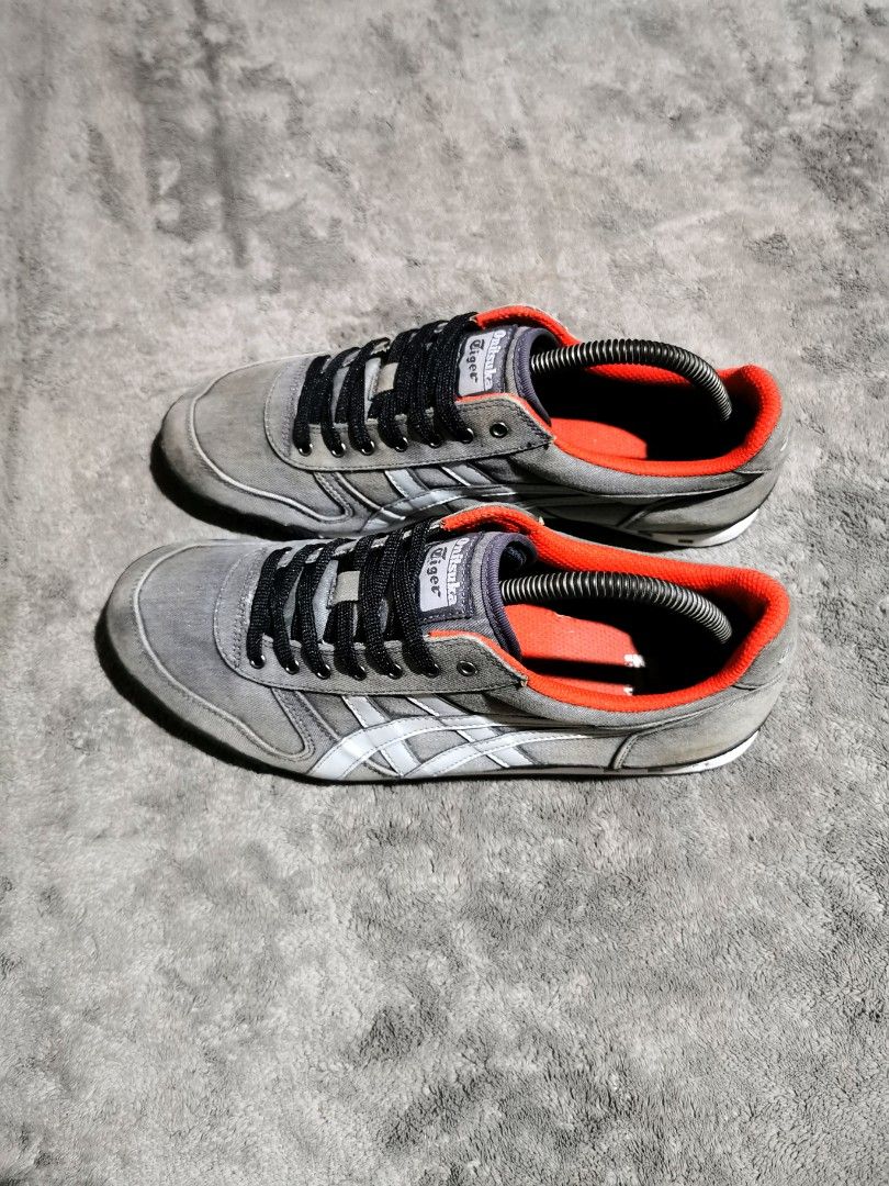 ONITSUKA TIGER MENS ULTIMATE 81