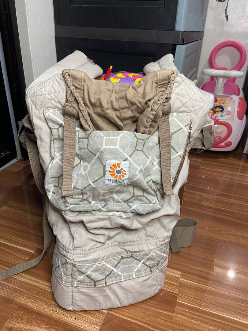 Ergobaby organic baby carrier top