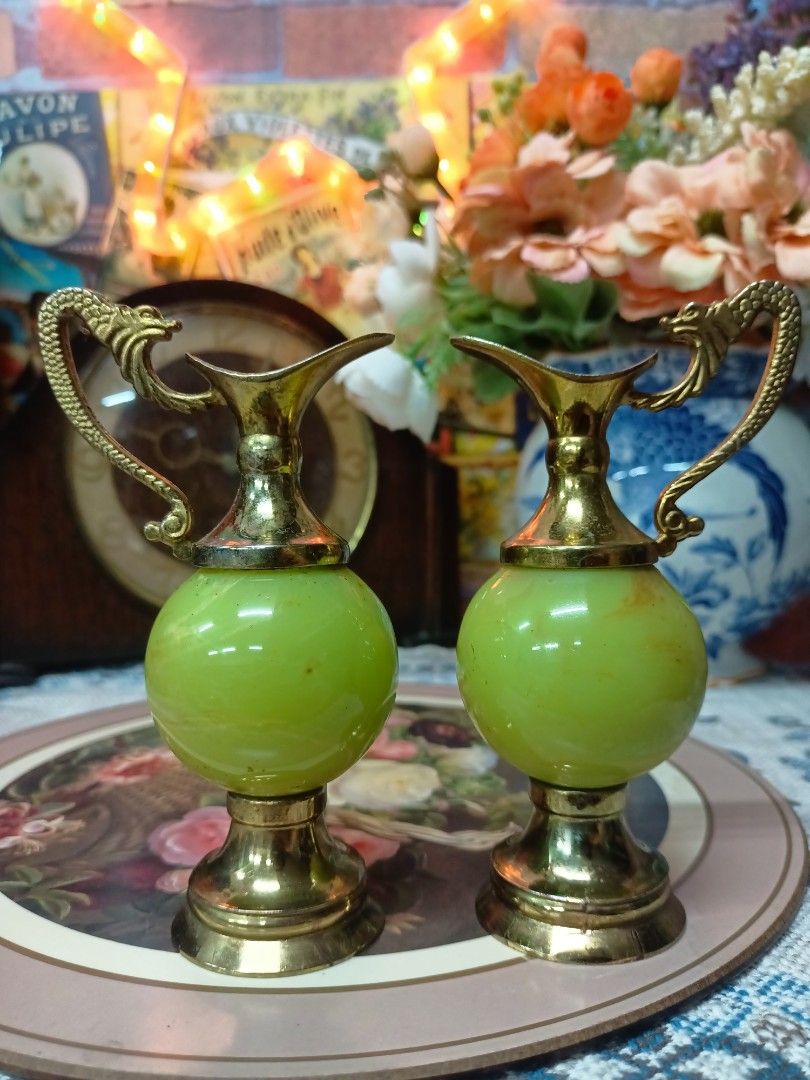 Antique vases made in england online