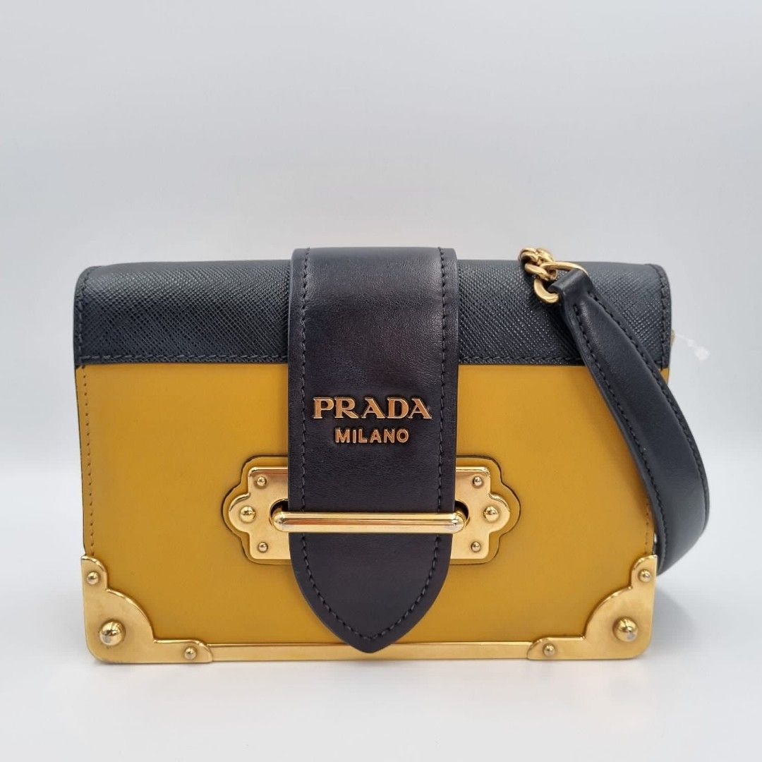 Prada cahier size outlet