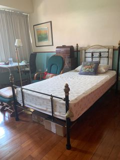 (Category: ) located in . Submitted by krisangglides (Listing ID 1252985712, Image 1). Description: .