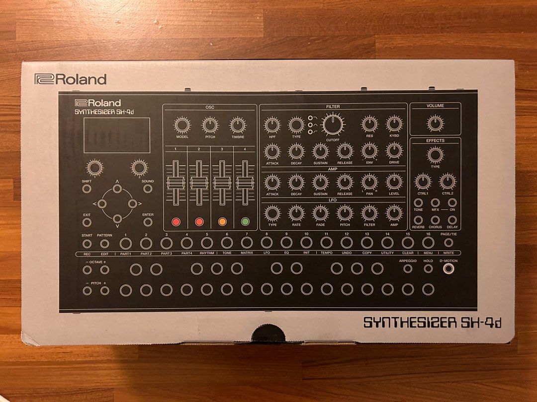 Roland SH-4D synthesizer 數位合成器Groove Box, 興趣及遊戲, 音樂