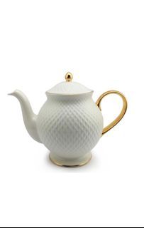 Samaria Qualitier Fine Porcelain Tea Pot