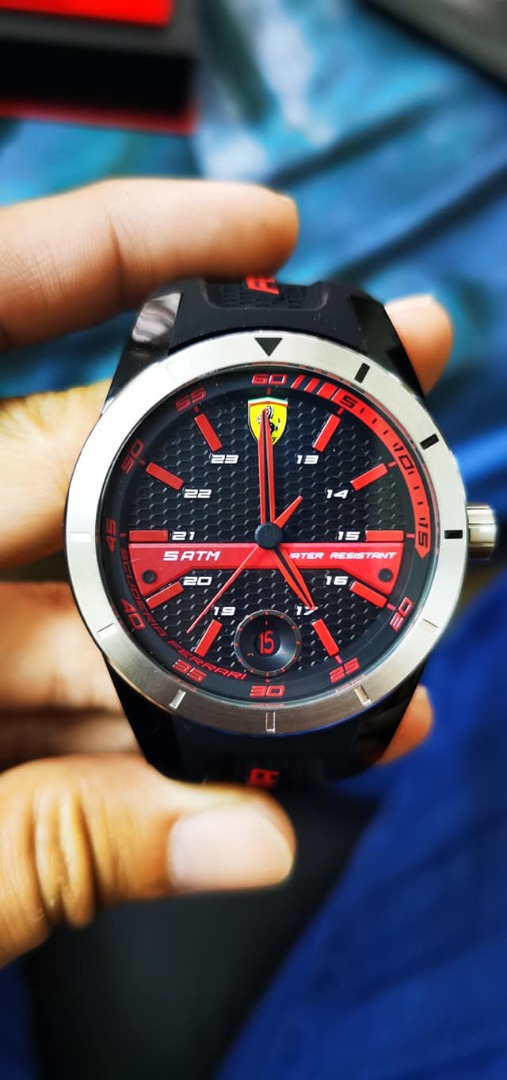 Scuderia ferrari red shop rev