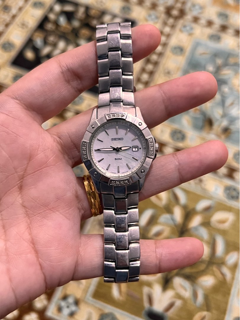 Seiko Women Watch, Luxury, Watches on Carousell