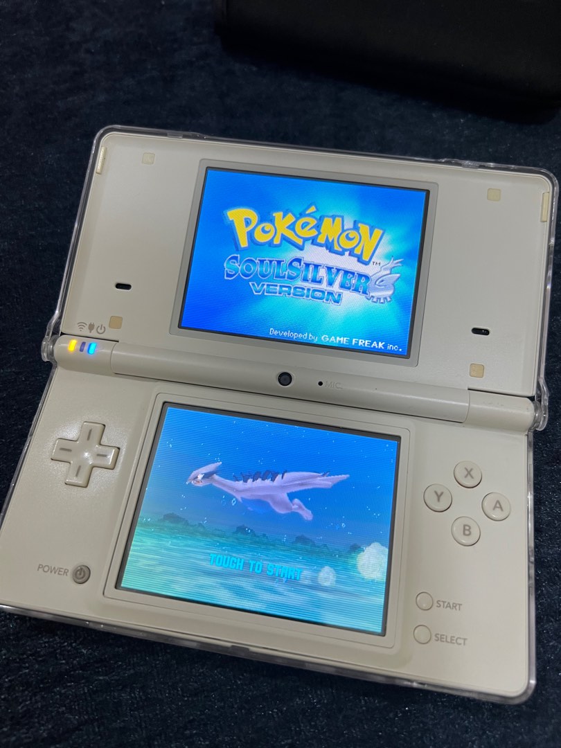 Selling used Nintendo DSI, Video Gaming, Video Game Consoles, Nintendo