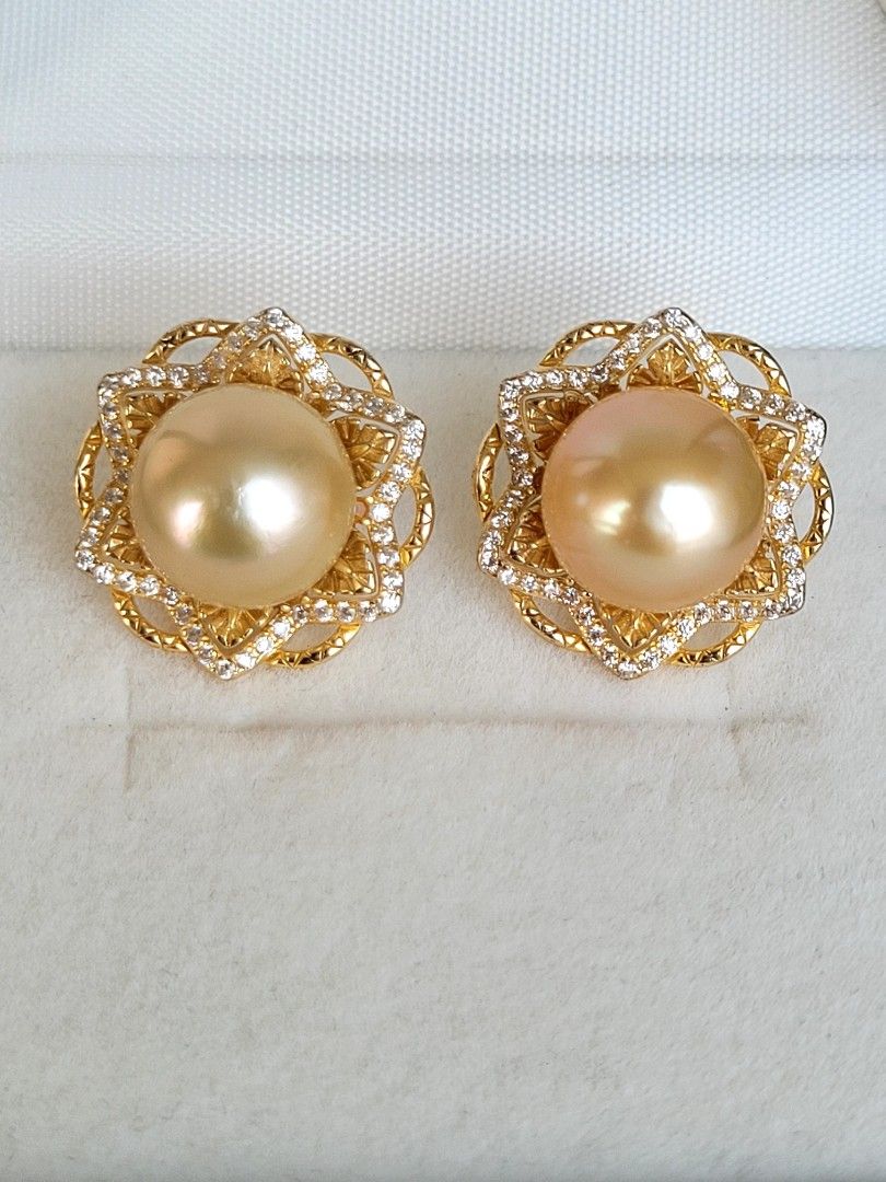 Gold cheap studs price