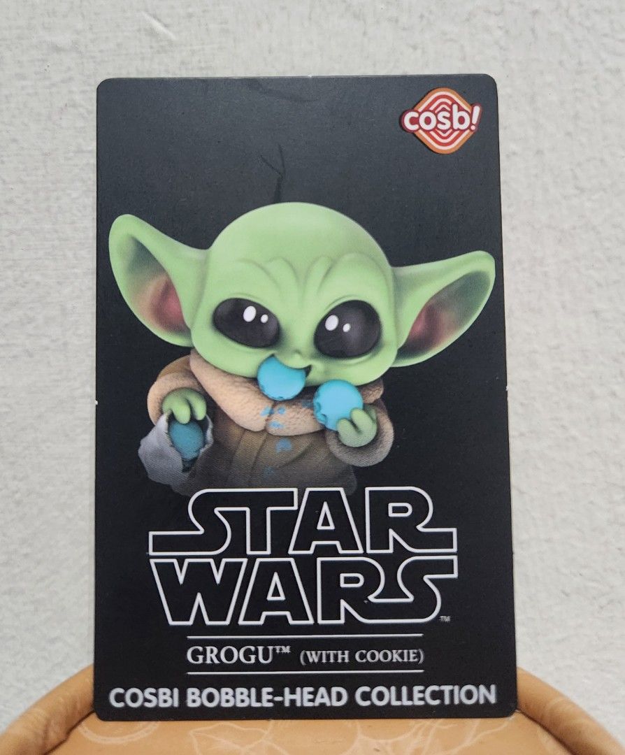 Star Wars Cosbi BobbleHead Collection Grogu (with cookie), Hobbies