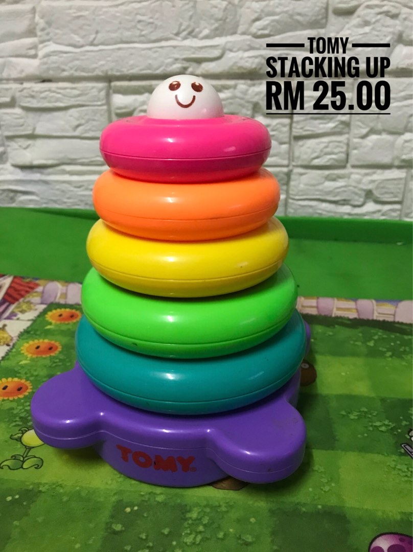 Tomy happy stack top