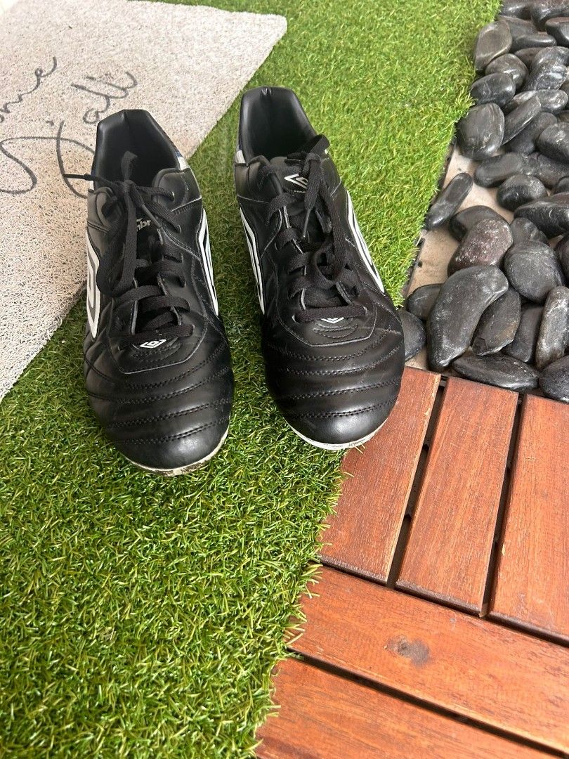 Umbro Football Boots, Sports Equipment, Sports & Games, Racket & Ball ...