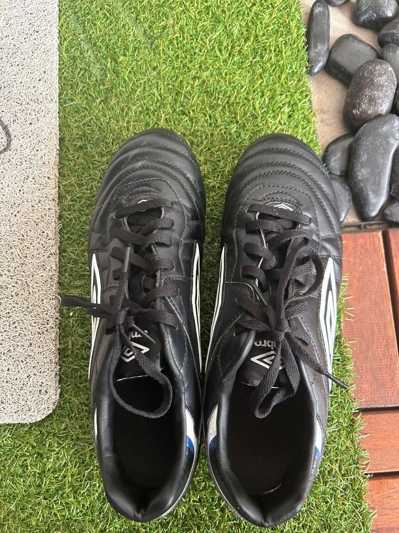 Umbro Football Boots, Sports Equipment, Sports & Games, Racket & Ball ...