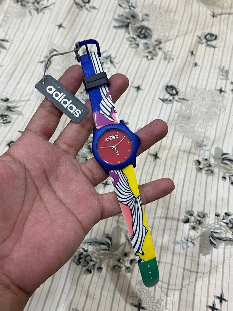 Vintage adidas watch deals