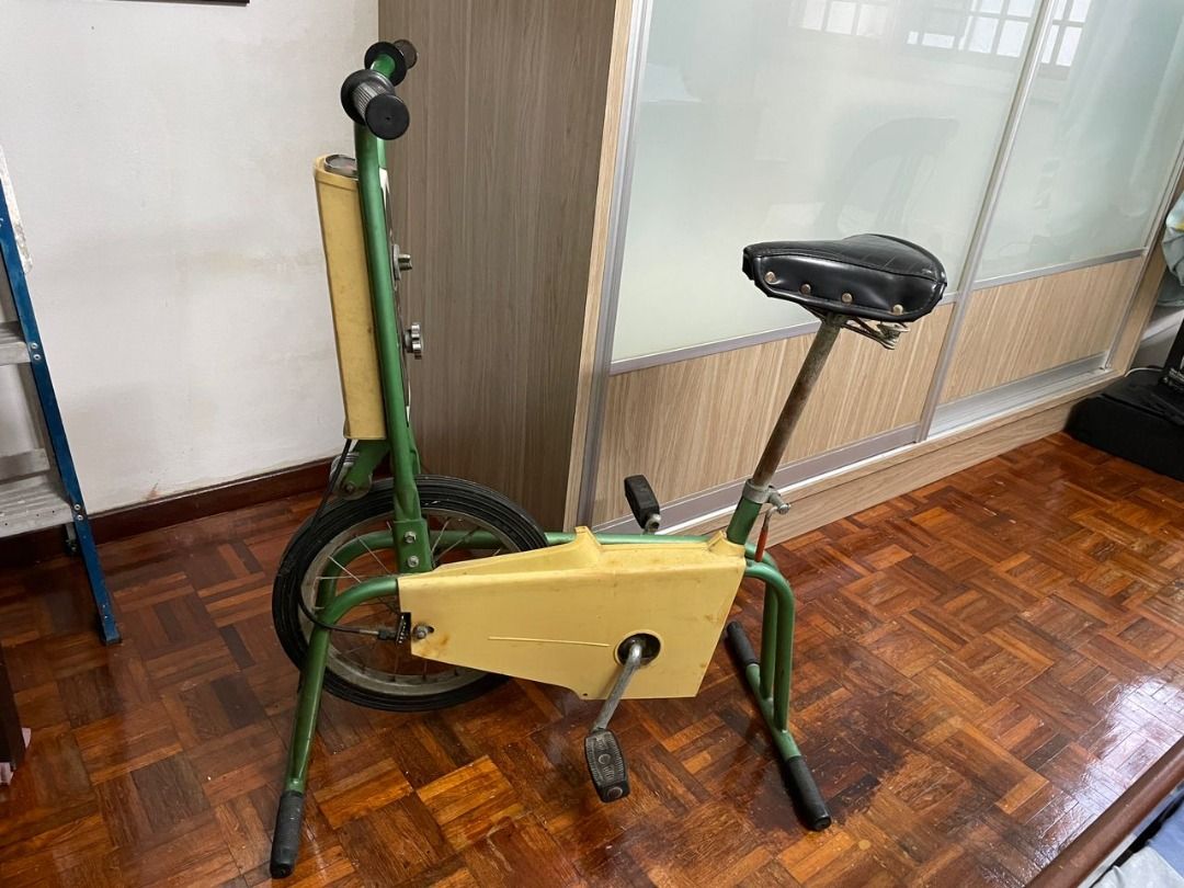 Ccm stationary bike best sale