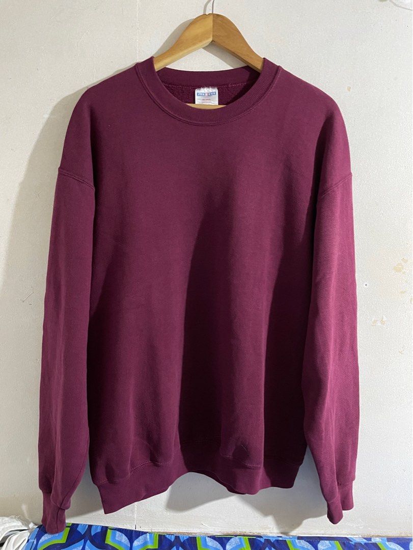 Vintage Jerzees sweater on Carousell