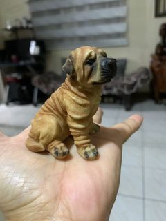vintage Shar Pei figurine dog