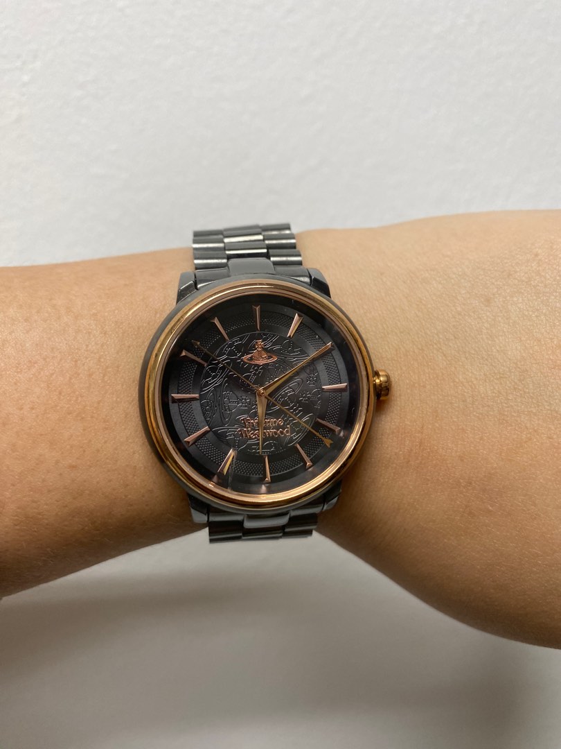 Gold vivienne sale westwood watch