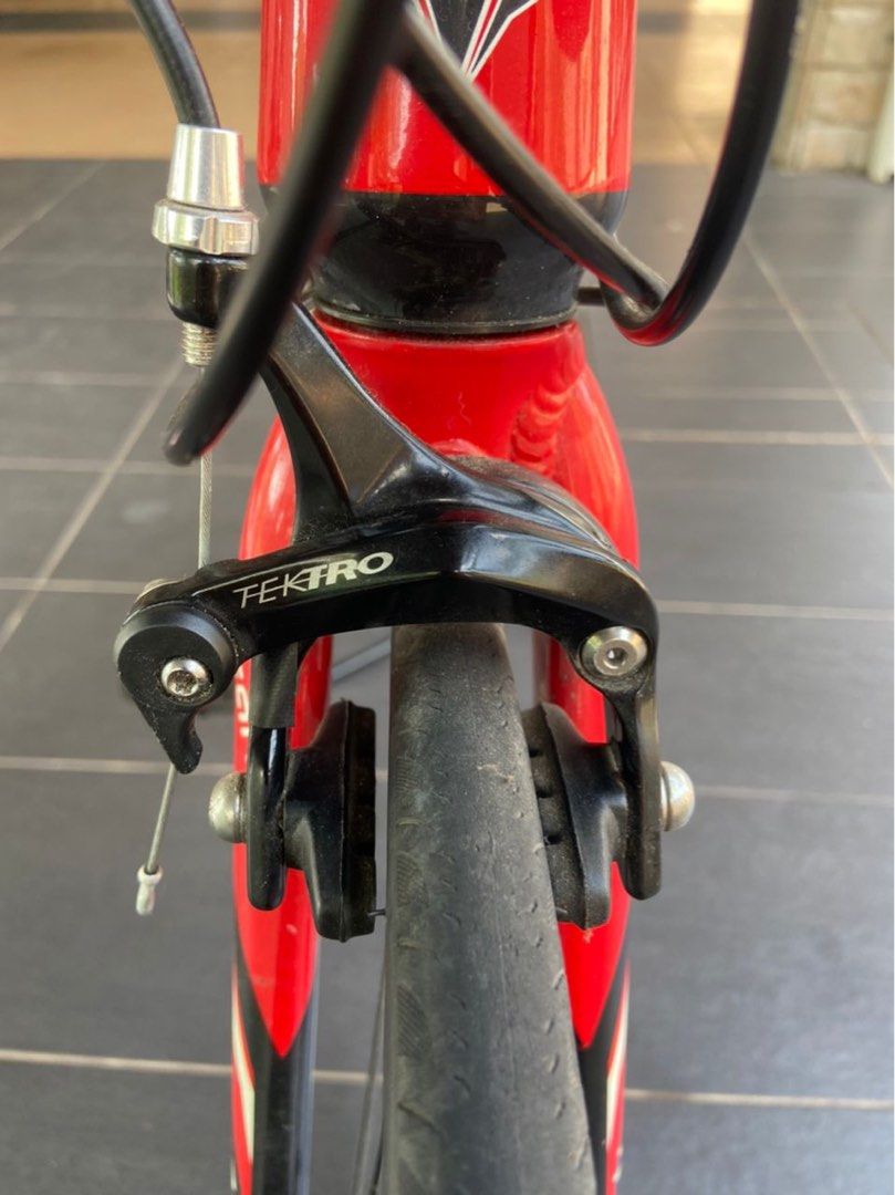 Volcano alpha road bike deals
