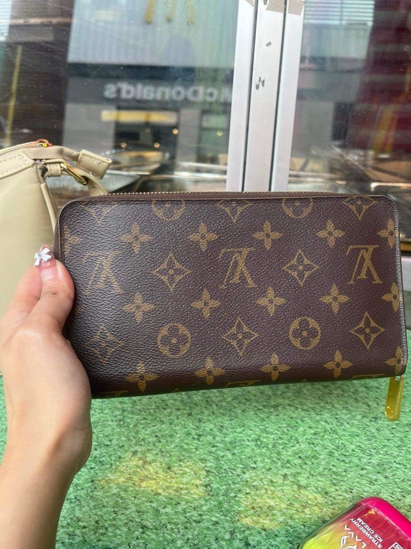 Louis Vuitton Bicolore Card Holder