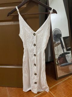 (Category: ) located in . Submitted by CindyLu (Listing ID 1253099487, Image 1). Description: .