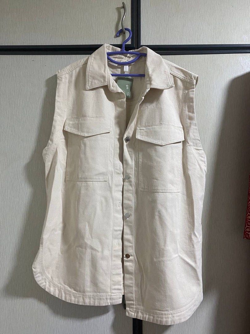 White sleeveless cheap jean vest