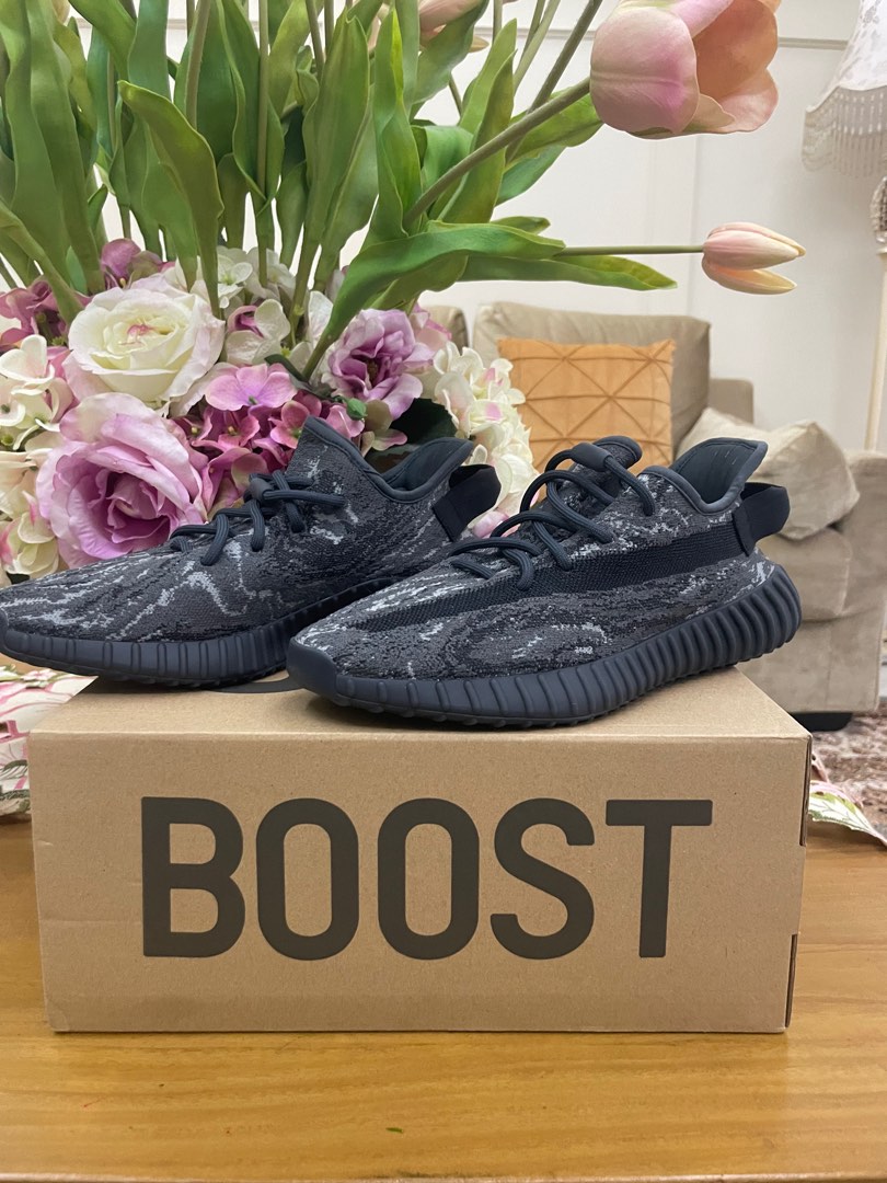 Yeezy Boost 350 V2 Mx Dark Salt 8.0 UK Men s Fashion Footwear
