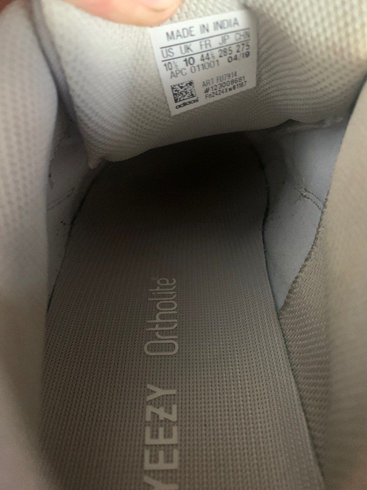 Etiquette yeezy 700 on sale