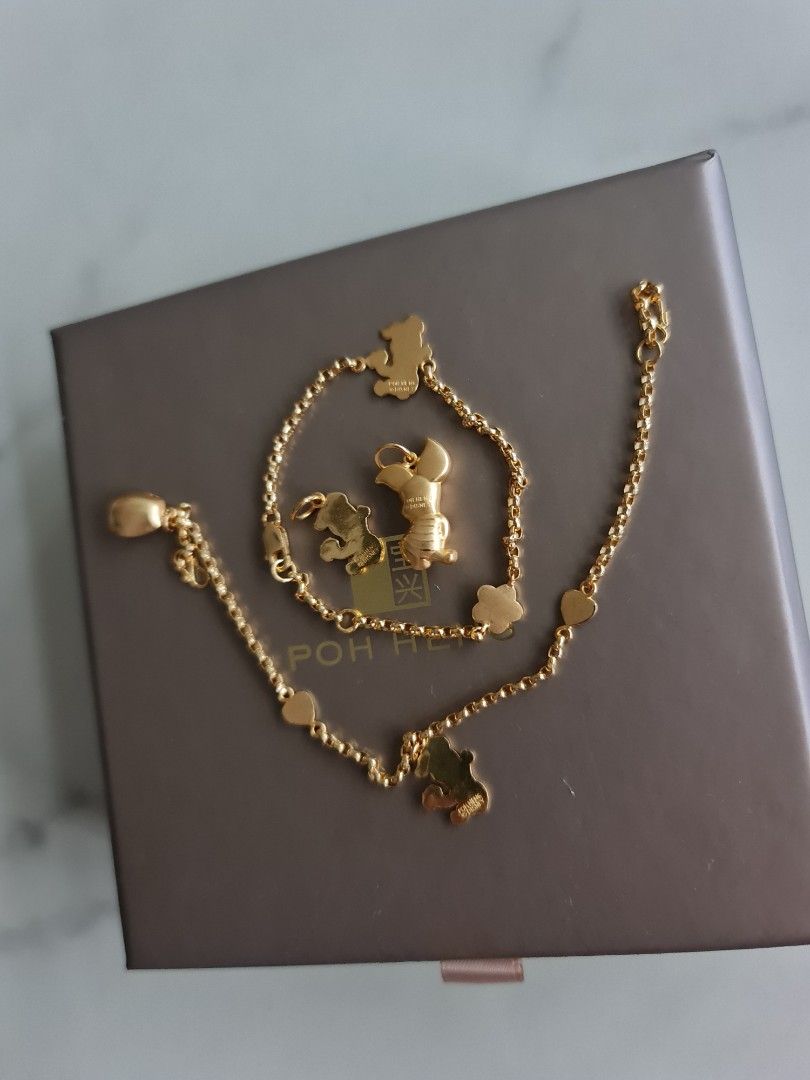 22k Poh Heng Piglet Pendant Bracelet