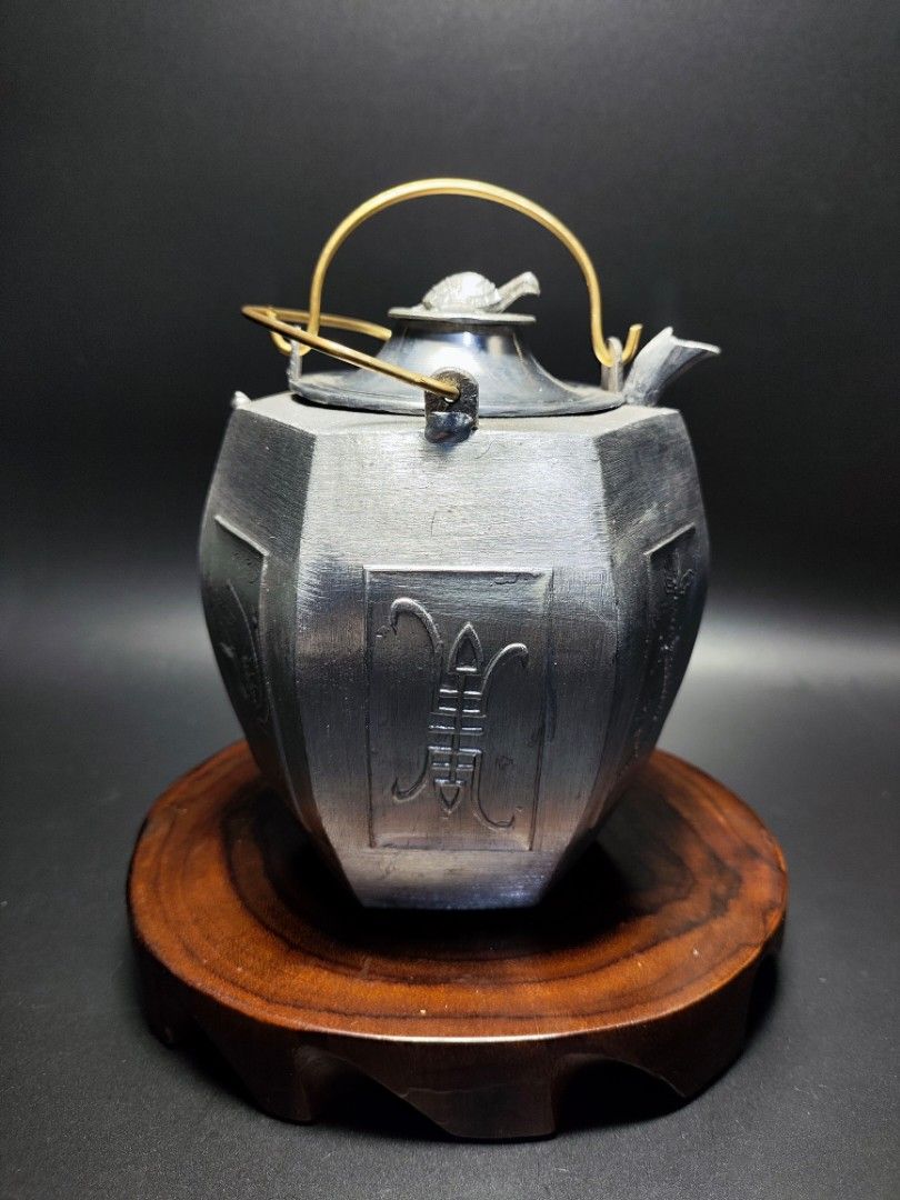 錫壺-四象壺中壺（茶道/茶壺/錫製/雕刻/收藏/擺飾）, 家具及居家用品