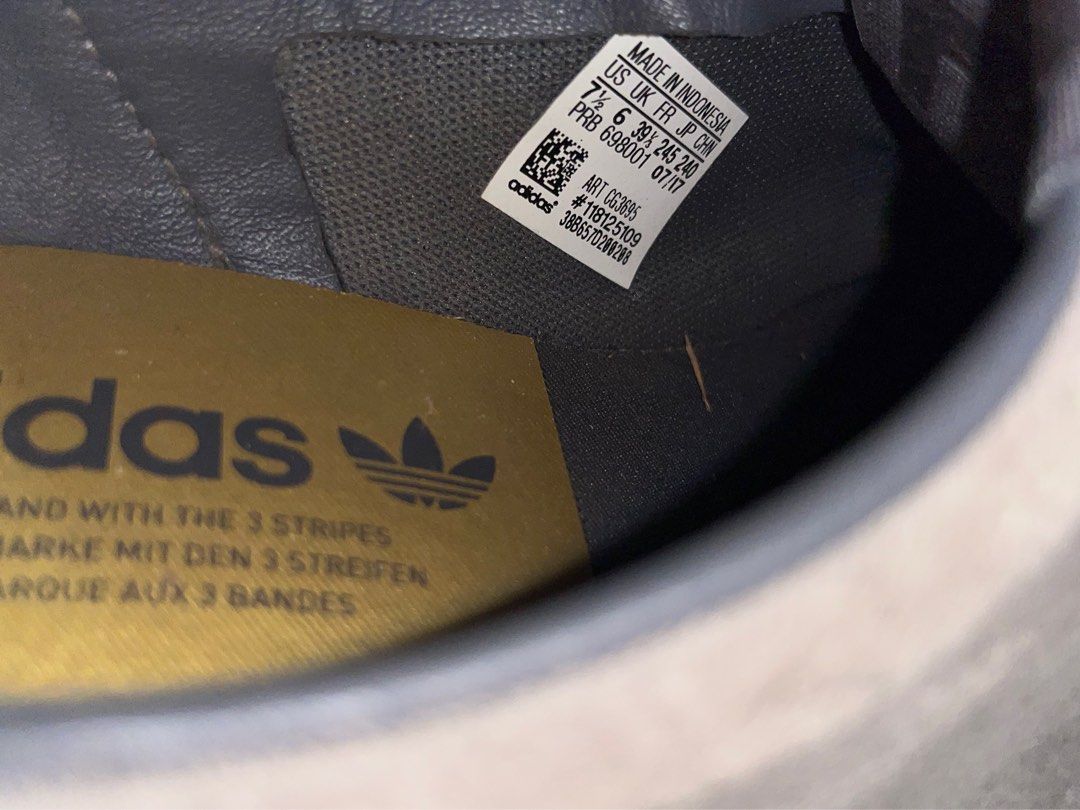 Adidas US 7.5
