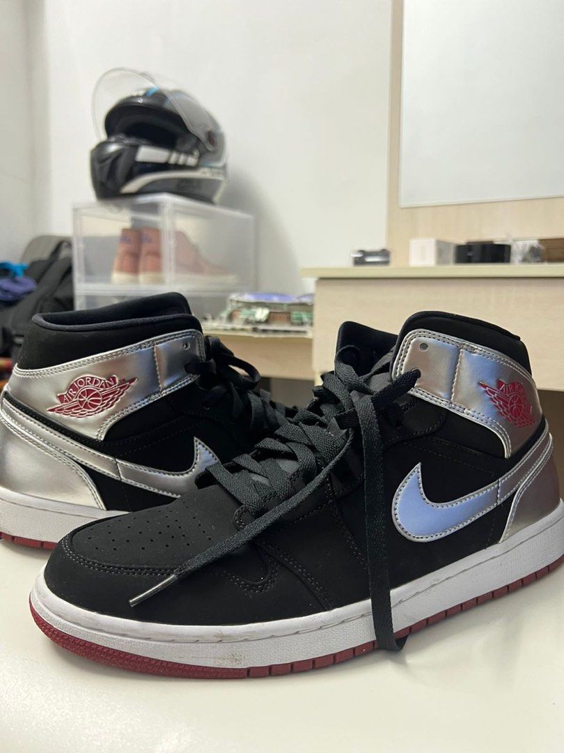 Air jordan 1 mid black gym red metallic silver online