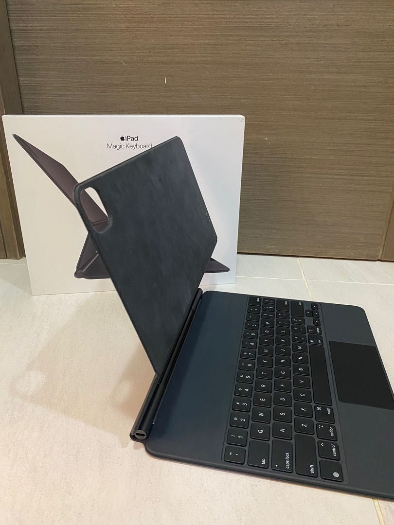 Apple iPad Pro 12.9 Inch Magic Keyboard (3rd-4th generation), 電腦