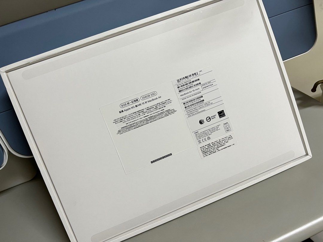 MacBook Air M2チップ 13inch (シルバー) 空箱 - その他ノートPC