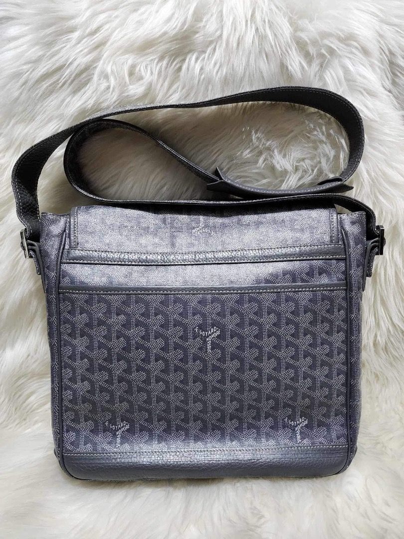 Authentic Goyard Urbain messenger bag