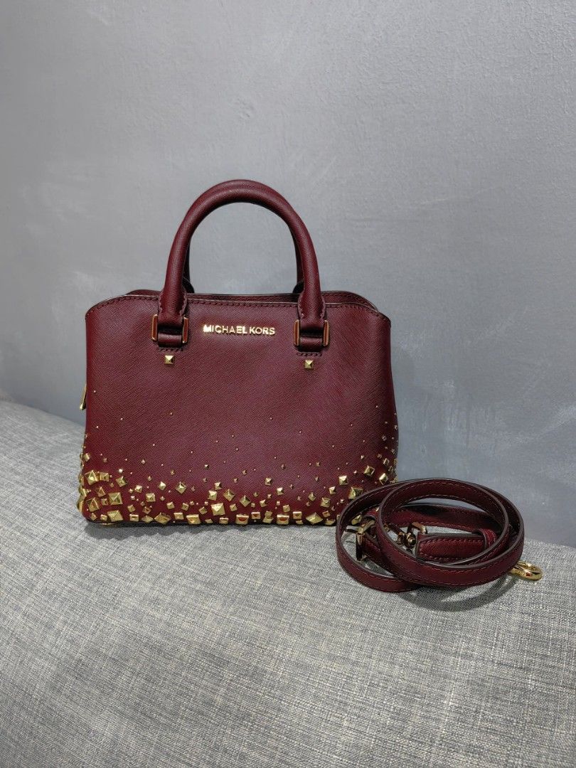Michael kors selma best sale leather stud crossbody