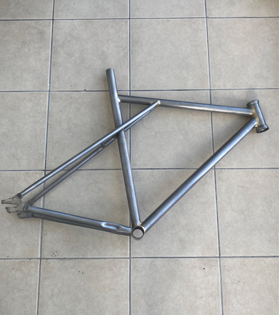 Maldea frame top