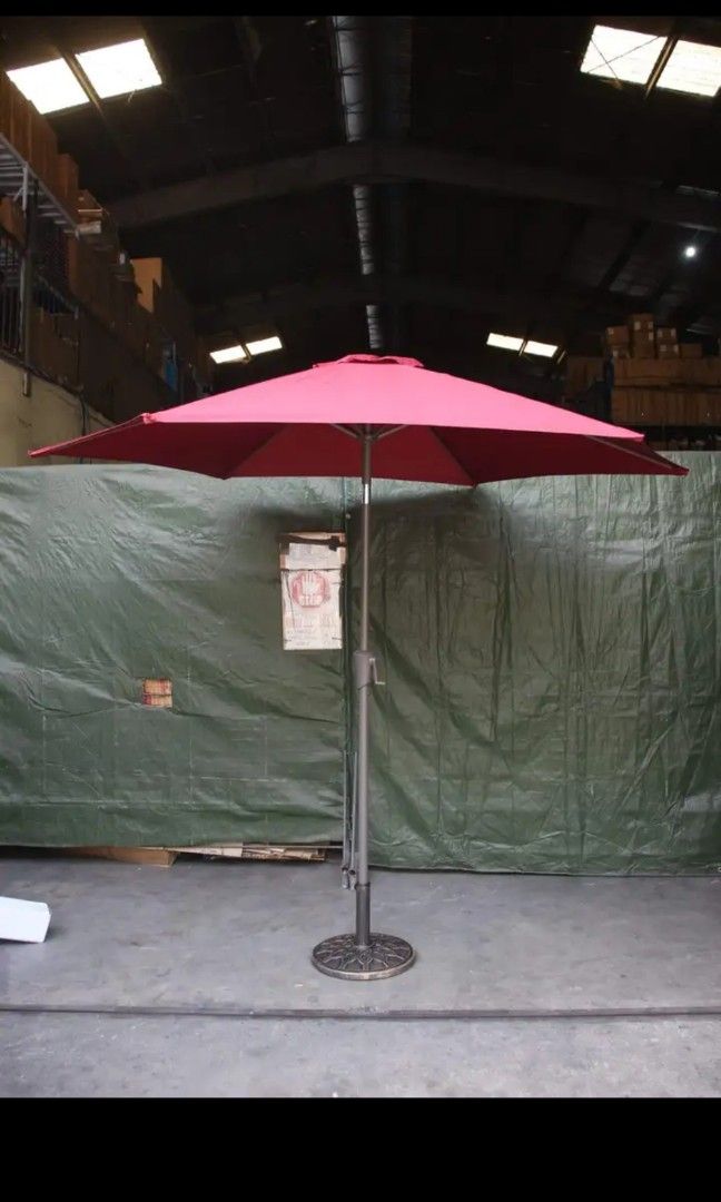 Beach Umbrella or Patio Umbrella (Category: Umbrellas) located in Manila. Submitted by bongsy999mall (Listing ID 1253336776, Image 2). Description: • We Accept Wholesale and Retail ✅ Brandnew ✅High Quality ✅Open for PICK UP & DELIVERY SAME DAY DELIVERY VIA LALAMOVE • We do same day Delivery to nearby provinces. (Metro Manila) PAYMENT OPTION: • GCASH • CASH ON DELIVERY ● Hand Crank for Easy Folding and Set up ● Ideal for Gardens, Beaches, Patios o