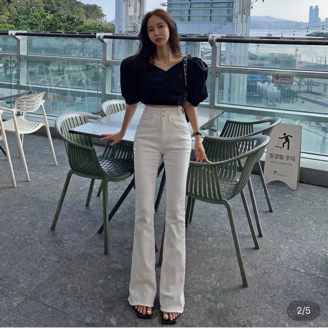 White stretchy bell bottom pants outlet