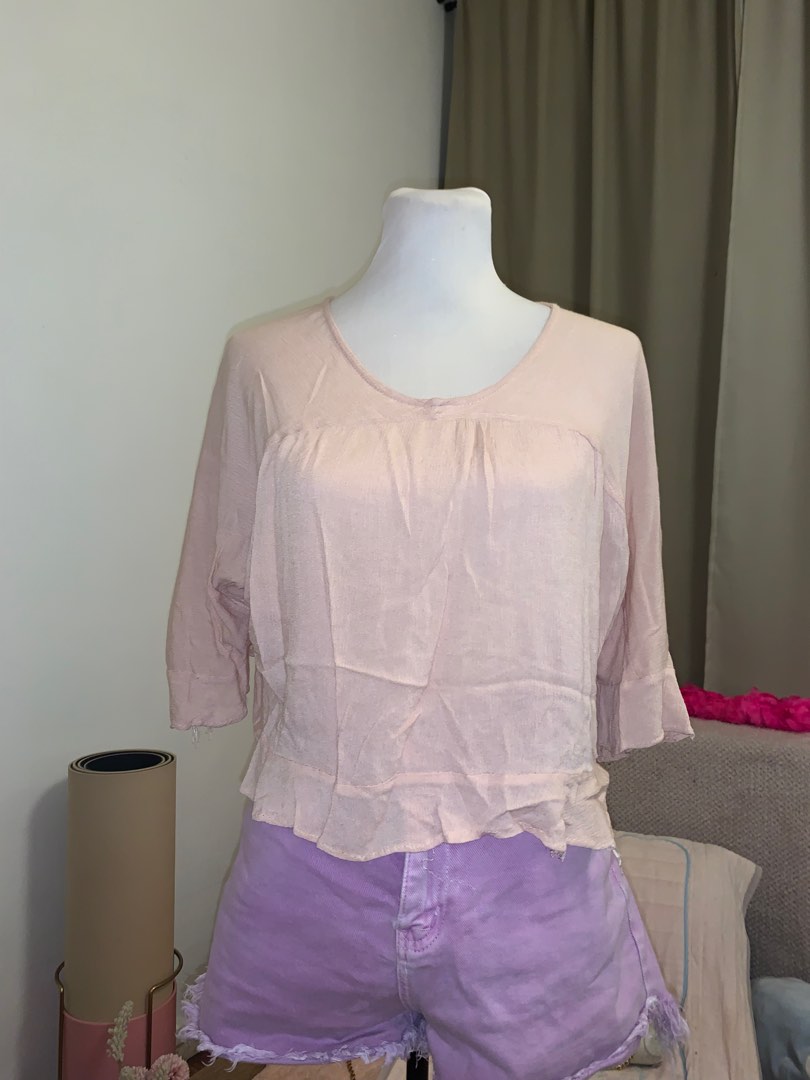 Pink on sale flowy blouse