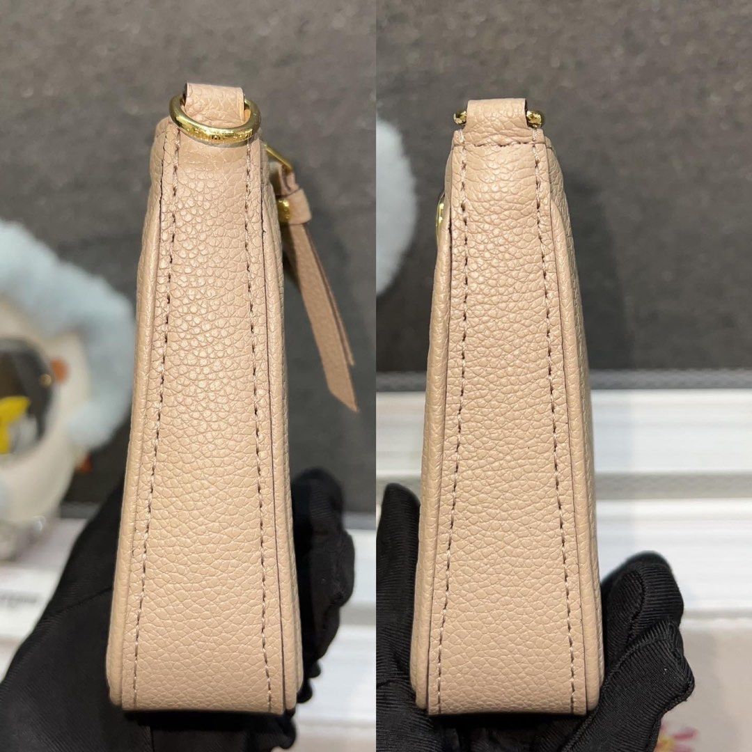 Louis Vuitton Easy Pouch on Strap Turtledove Monogram Empreinte