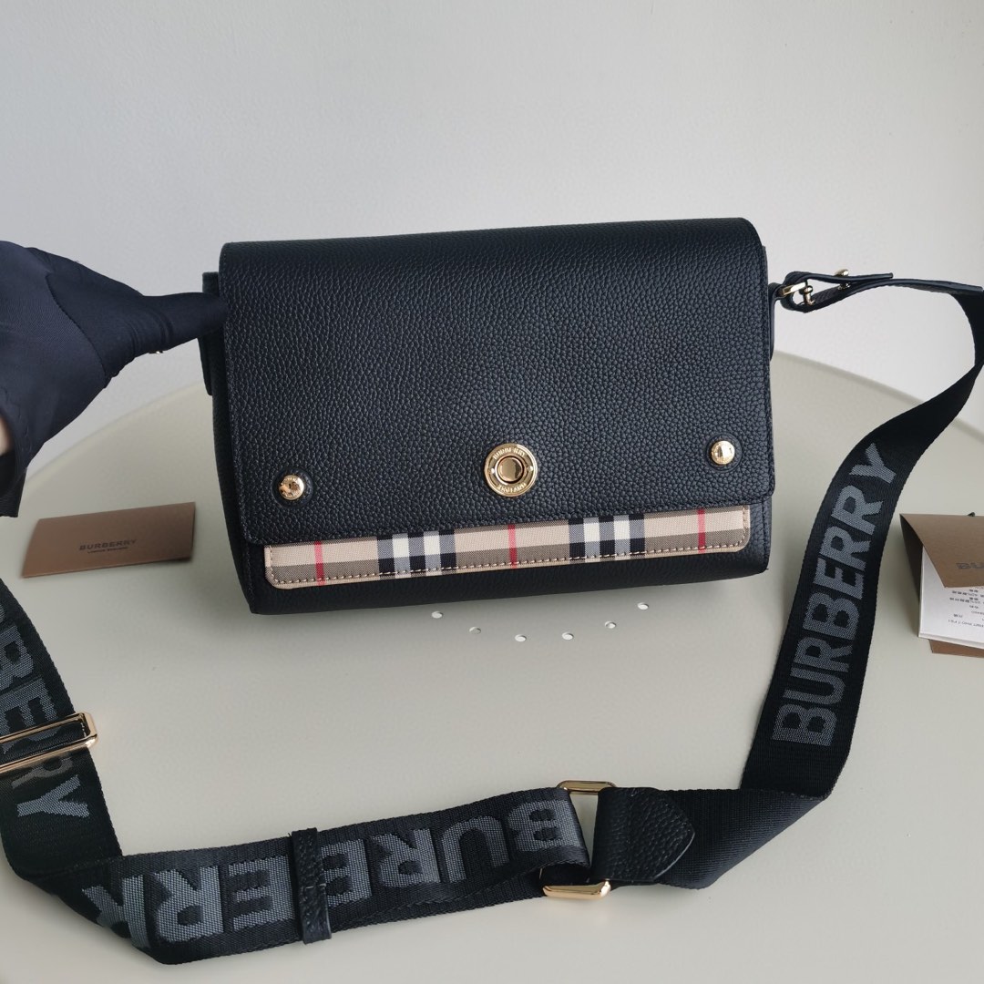 Burberry crossbody bag vintage check Women s Fashion Bags Wallets Shoulder Bags on Carousell