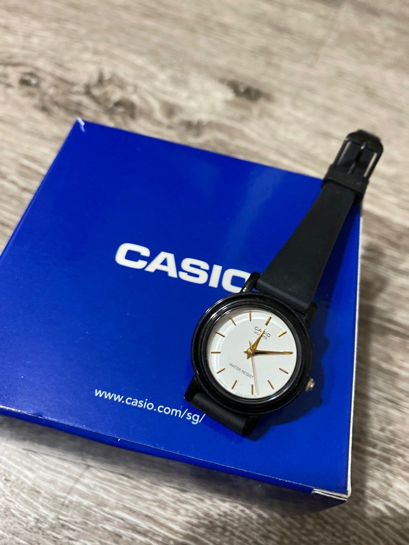 Casio vintage watch