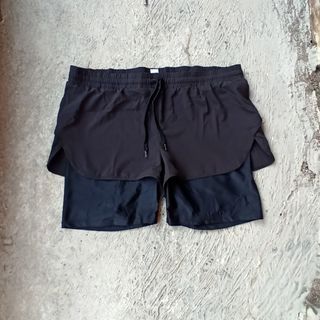Celana Pendek Running