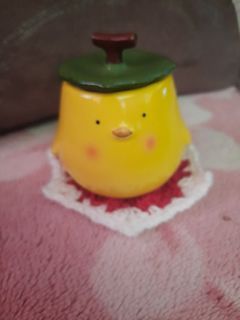 Ceramic decor jar bird design with cover