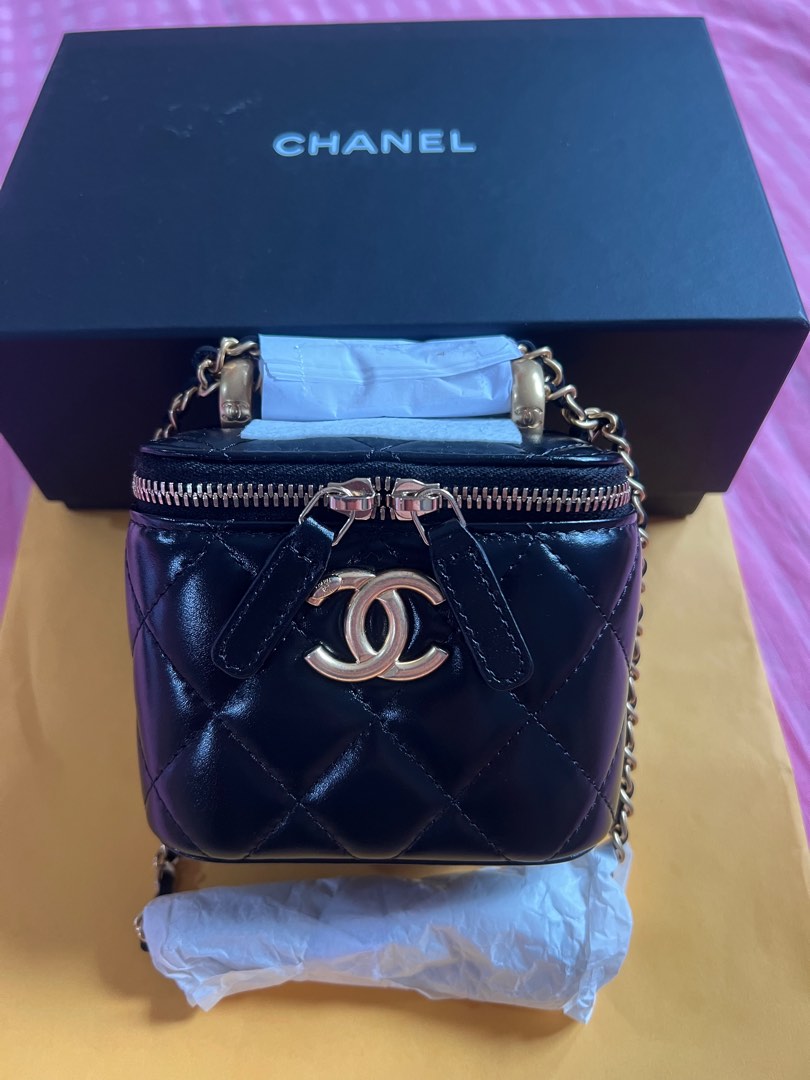 New in Box Authentic CHANEL Mini Vanity Case Bag Handbag Black Caviar LGHW  Calf