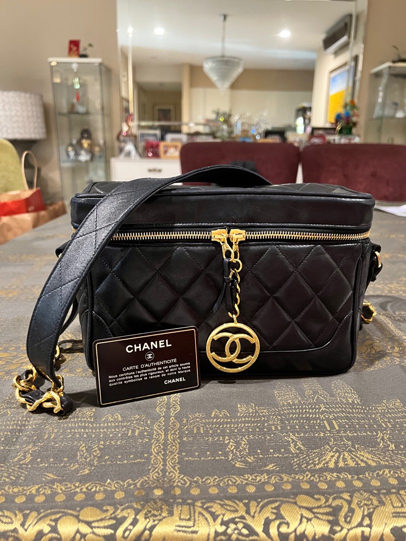 Chanel sling outlet shoulder bag