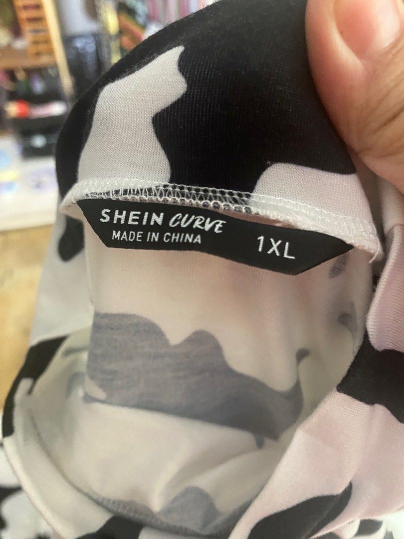 Cow 2025 print turtleneck