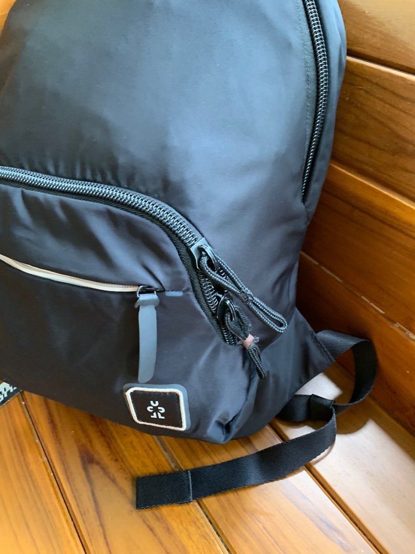 The Nest Egg expandable backpack is - Crumpler Philippines