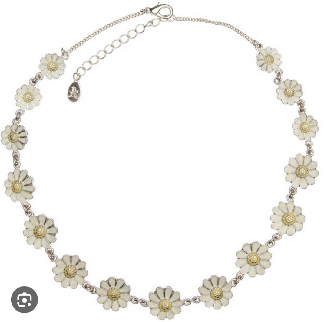 Accessorize Daisy necklace Women s Fashion Jewelry Organisers
