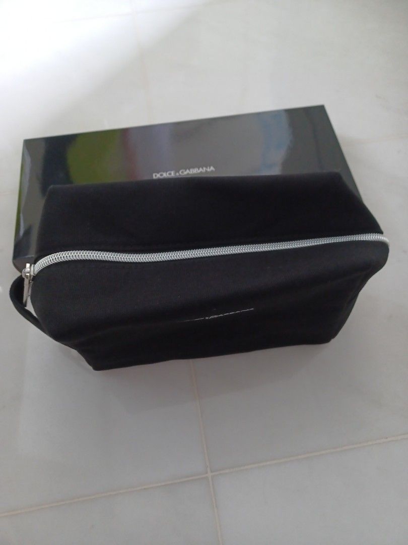 dolce and gabbana black makeup bag